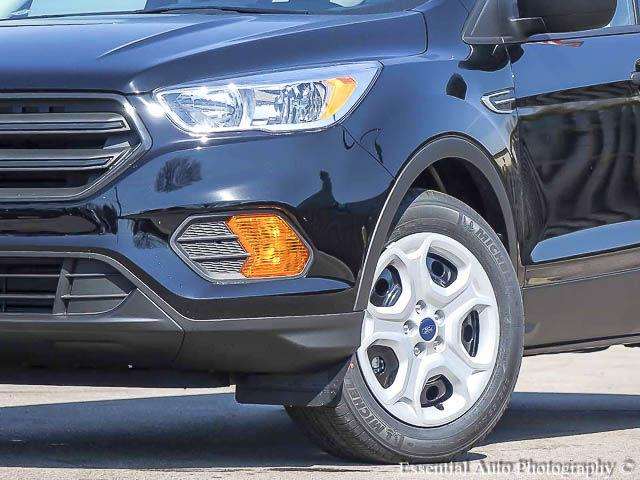Ford Escape 2017 photo 2